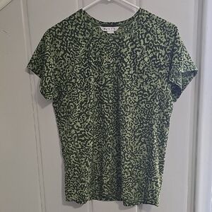 Athleta Green Camo Short Sleeved Top